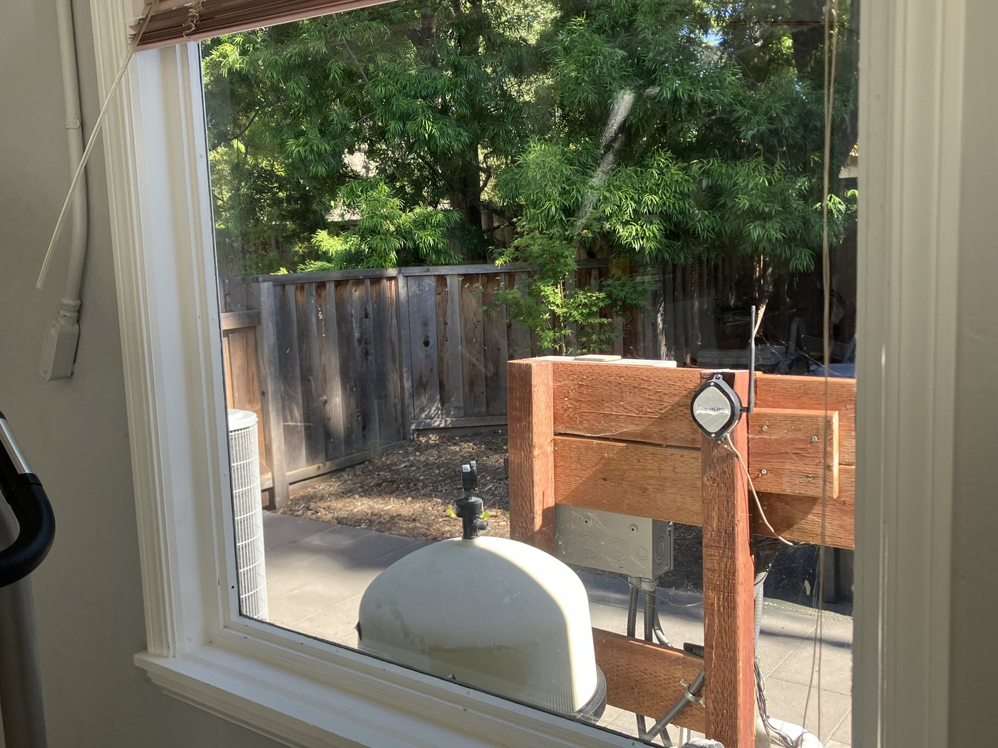 Garage window after cleaning